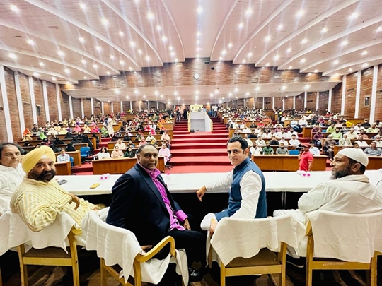 पूर्व राष्ट्रपति डॉ एपीजे अब्दुल कलाम जी की जयंती के उपलक्ष्य में कार्यक्रम आयोजित -तहरीक अमन ए हिन्द समिति की ओर से हुआ आयोजन